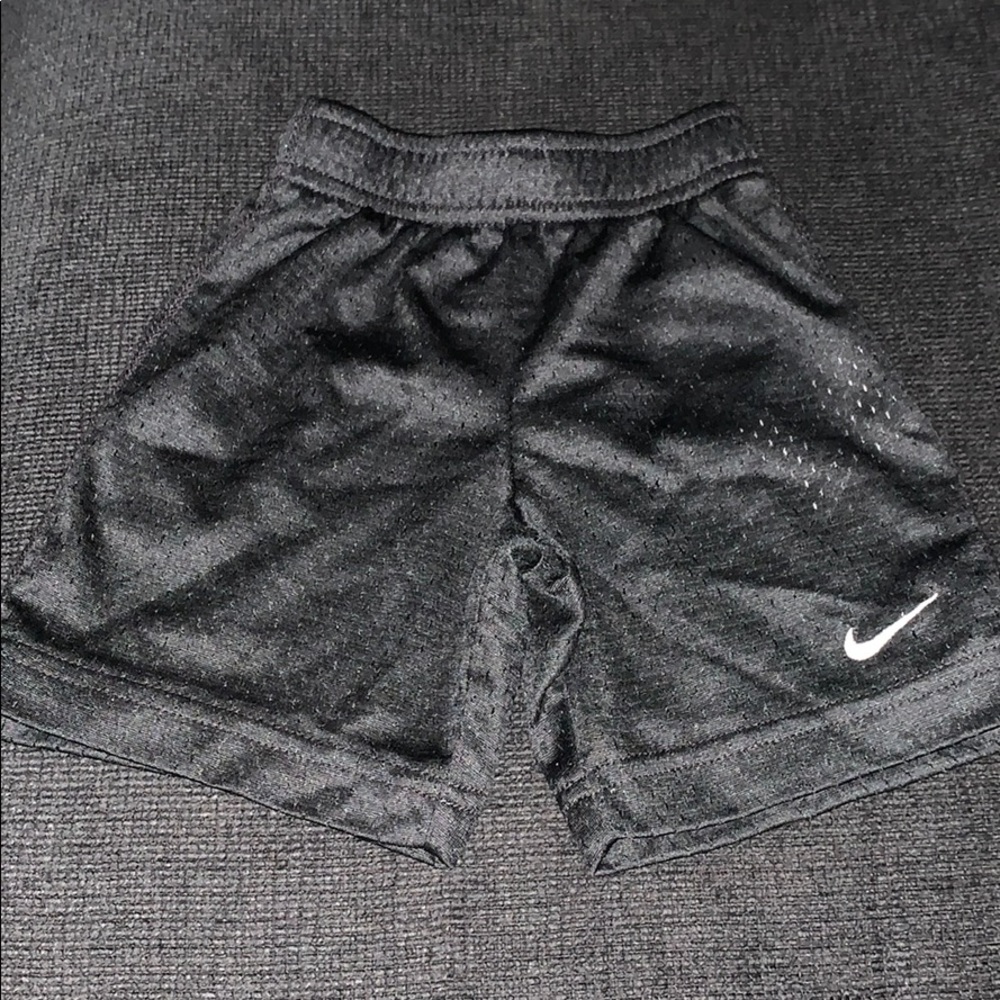 Basketball shorts